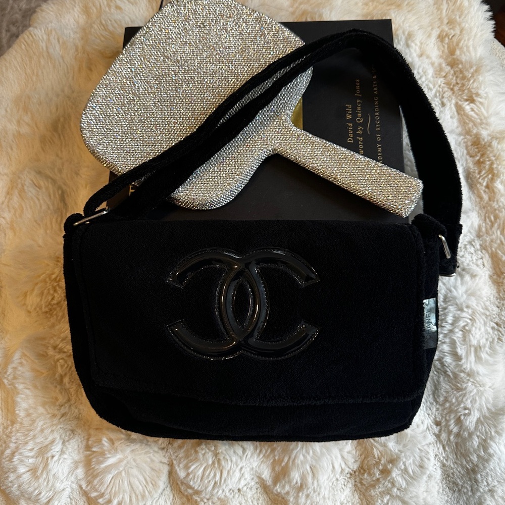 Authentic Chanel precision bag black on black FINAL PRICE
